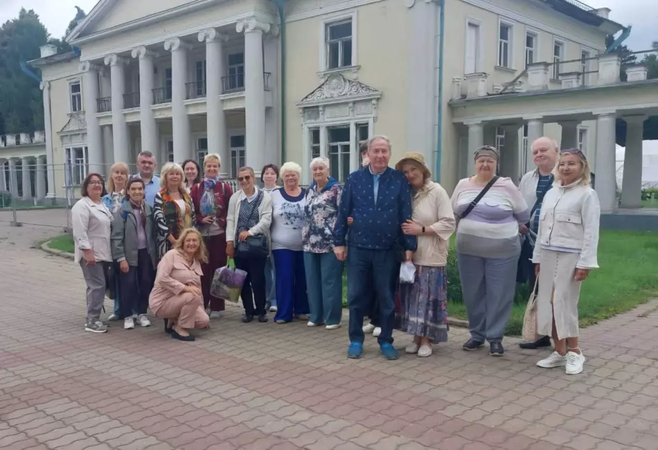 Галерея